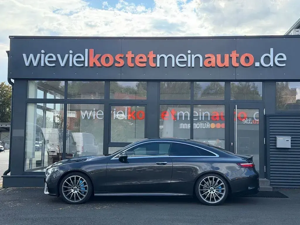 Gebraucht Mercedes E450 AMG 367 PS (269 kW) 2021 Grau Coupé