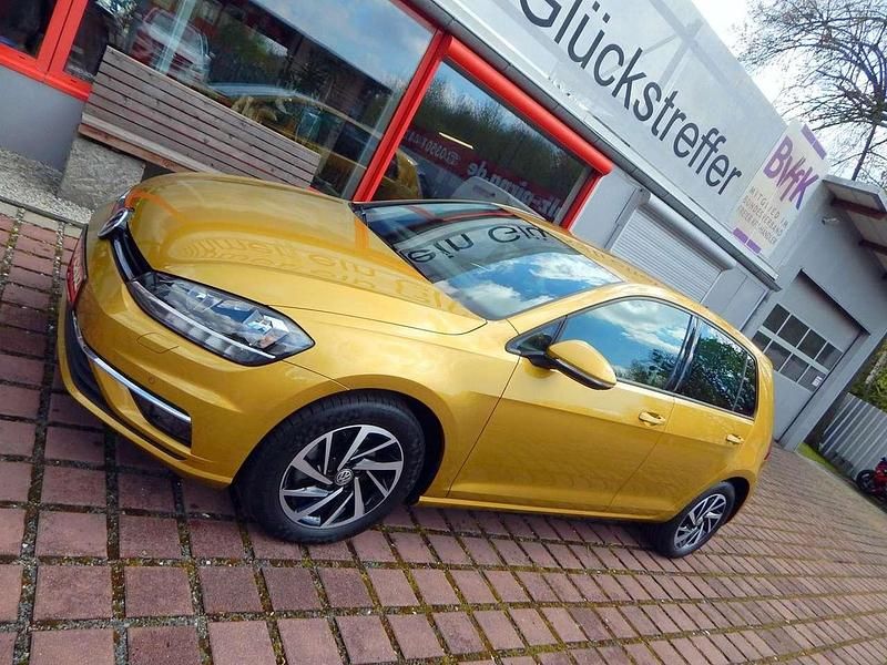 Gebraucht VW Golf VII Join 150 PS (110 kW) 2018 Gelb Limousine