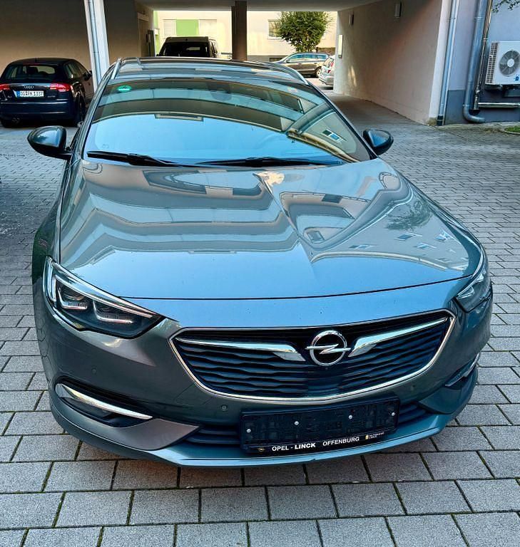 Grau Gebraucht 2019 Opel Insignia Innovation Limousine | 11.500 € (Superpreis) - Bild 1/4
