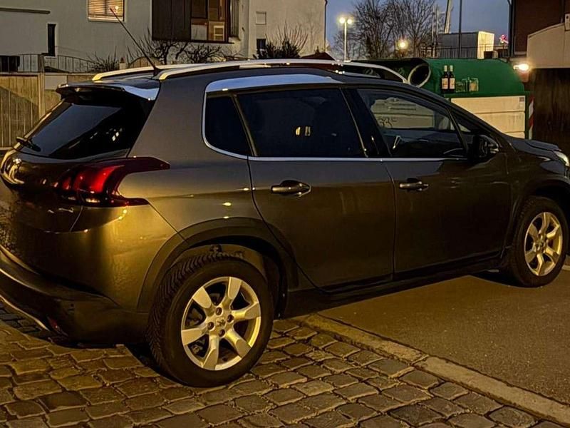 Gebraucht Peugeot 2008 110 PS (80 kW) 2016 Grau SUV