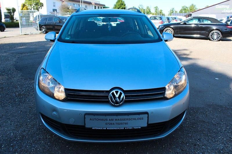 Gebraucht VW Golf VII Comfortline 105 PS (77 kW) 2012 Silber Kombi