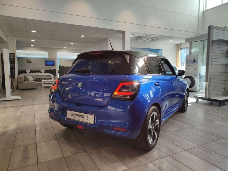 Gebraucht Suzuki Swift Comfort+ 83 PS (61 kW) 2024 Blau Kleinwagen