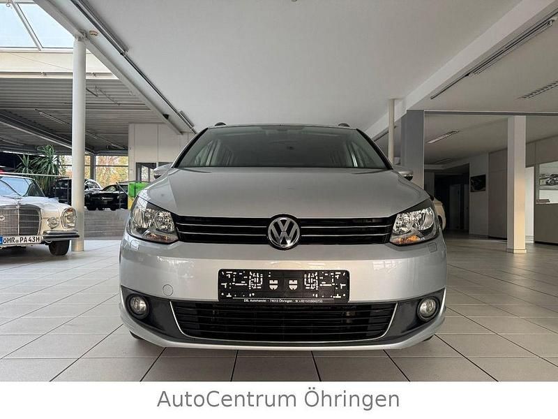 Gebraucht VW Touran Comfortline 105 PS (77 kW) 2011 Silber Van / Kleinbus