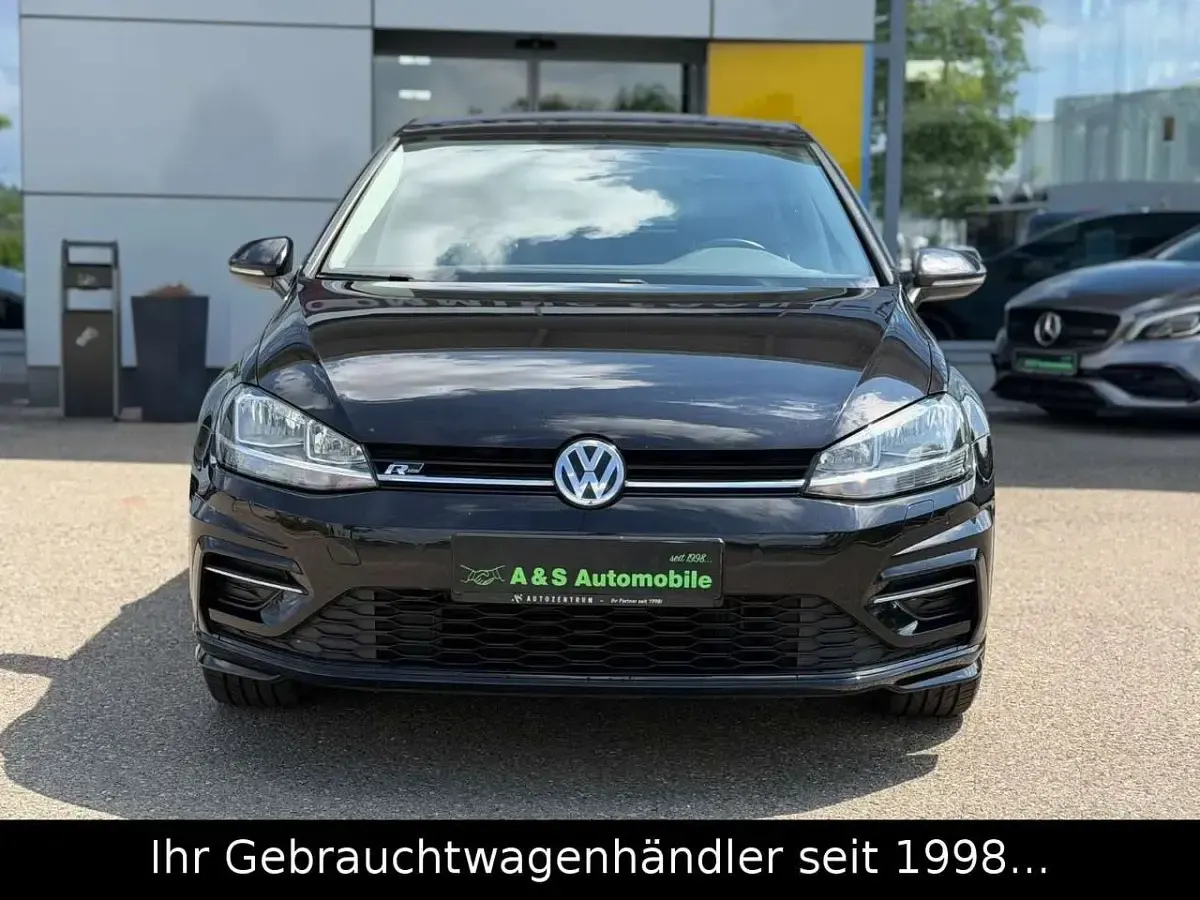 Gebraucht VW Golf VII R-line 150 PS (110 kW) 2018 Schwarz Limousine