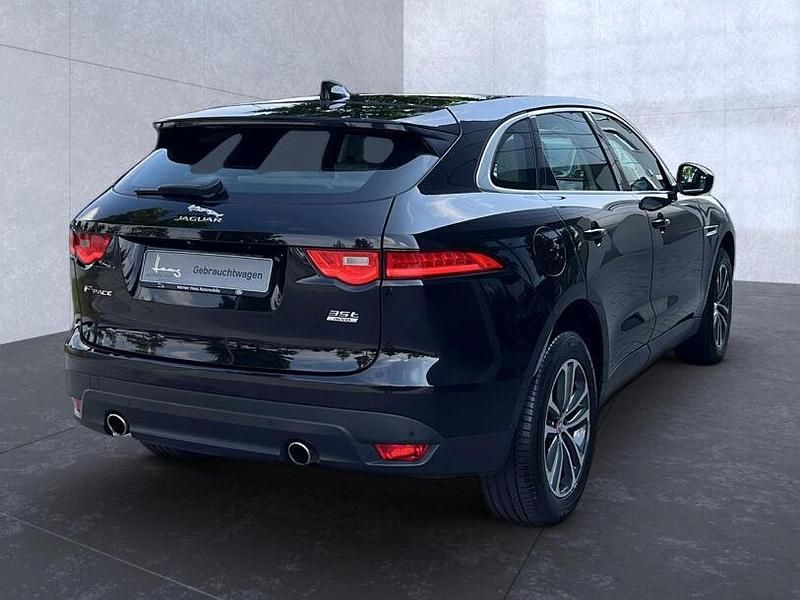Gebraucht Jaguar F-Pace Prestige 340 PS (250 kW) 2018 Santorini black SUV