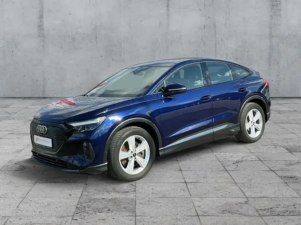 Second-hand Audi Q4 Sportback e-tron Advanced 219 kW (299 CP) 2022 Albastru SUV