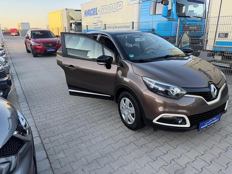 Używany Renault Captur Dynamique 120 KM (88 kW) 2013 Brązowy SUV