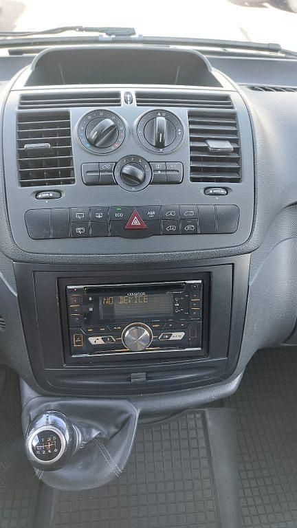 Gebraucht Mercedes Vito 136 PS (100 kW) 2012 Brillantsilber metallic Van