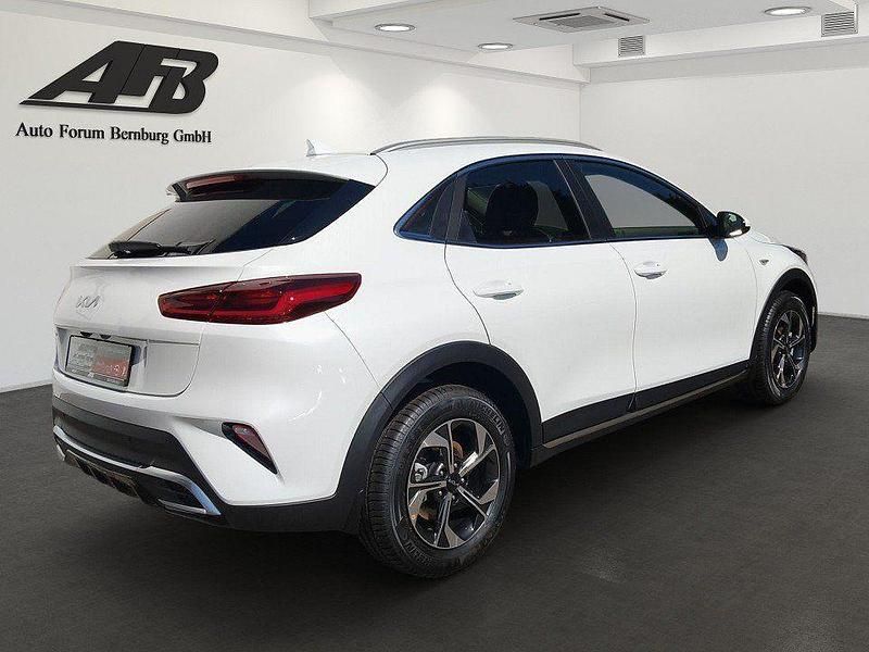 Gebraucht Kia XCeed Vision 140 PS (102 kW) 2024 Deluxeweiss met. SUV