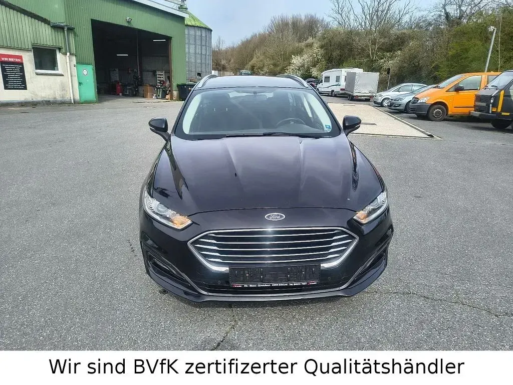Gebraucht Ford Mondeo 150 PS (110 kW) 2019 Schwarz Limousine