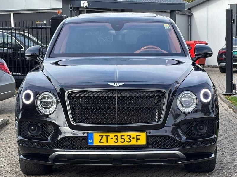 Gebraucht Bentley Bentayga Mulliner 609 PS (447 kW) 2018 Schwarz SUV