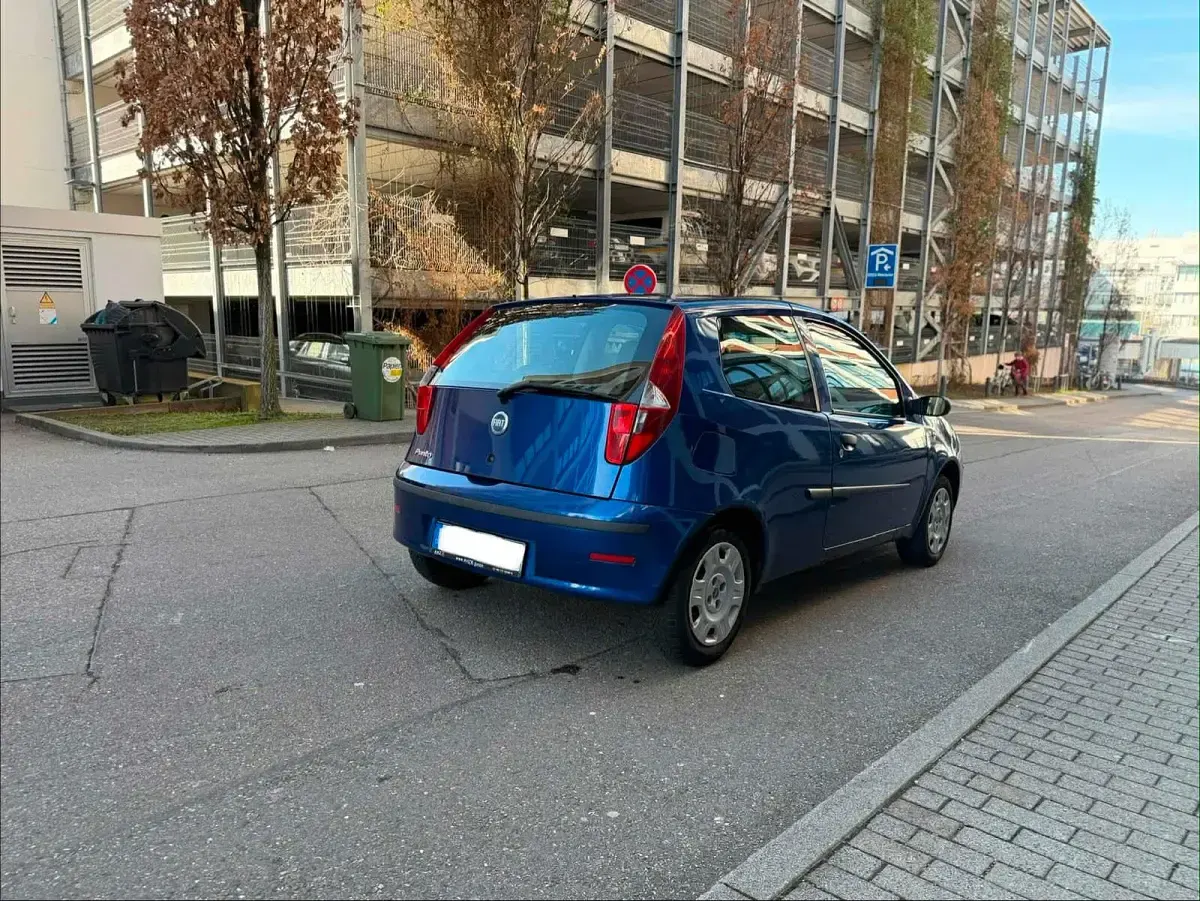 Gebraucht Fiat Punto 60 PS (44 kW) 2005 Blau Kleinwagen