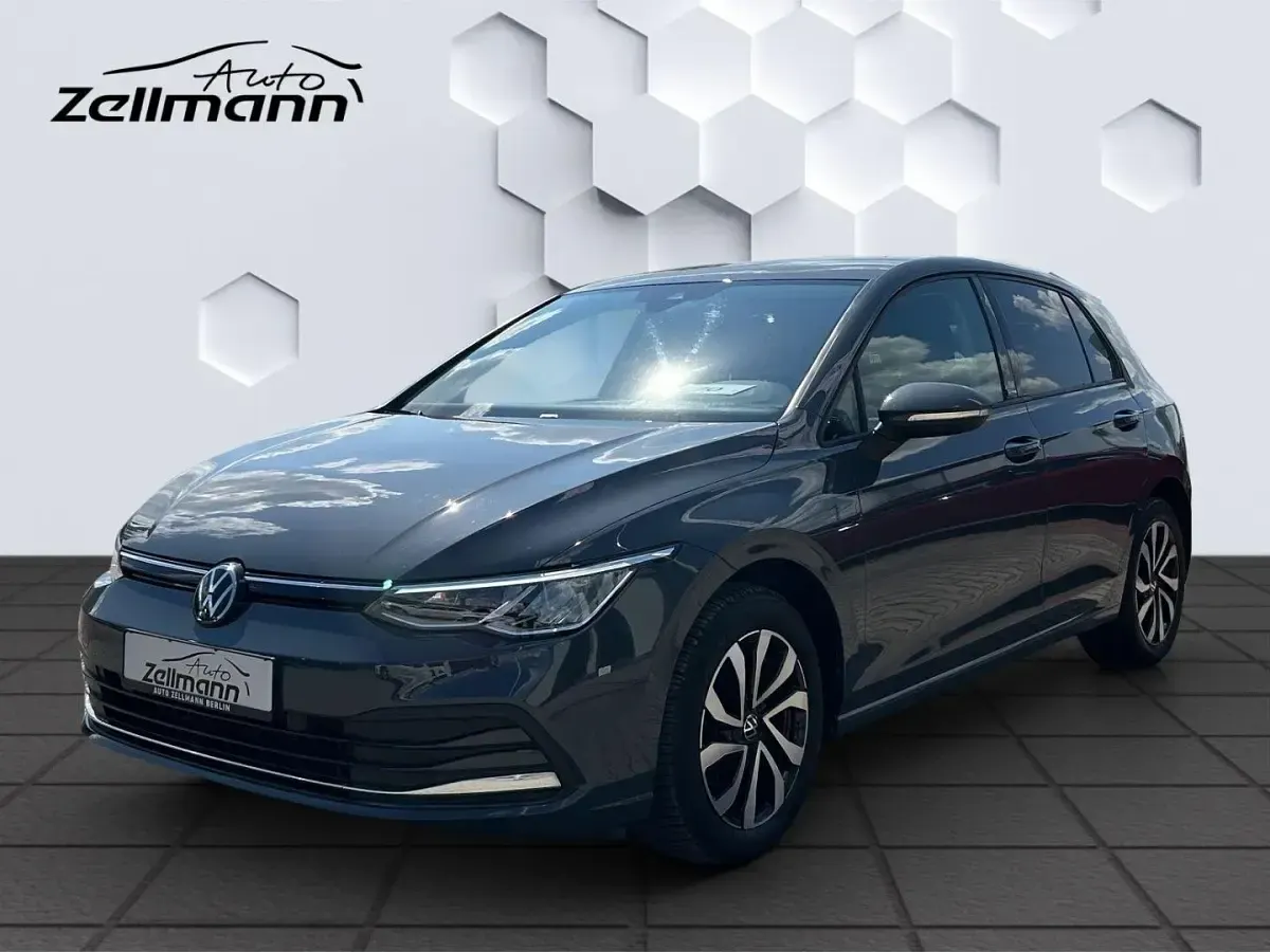 Gebraucht VW Golf VIII Active 150 PS (110 kW) 2022 Limousine