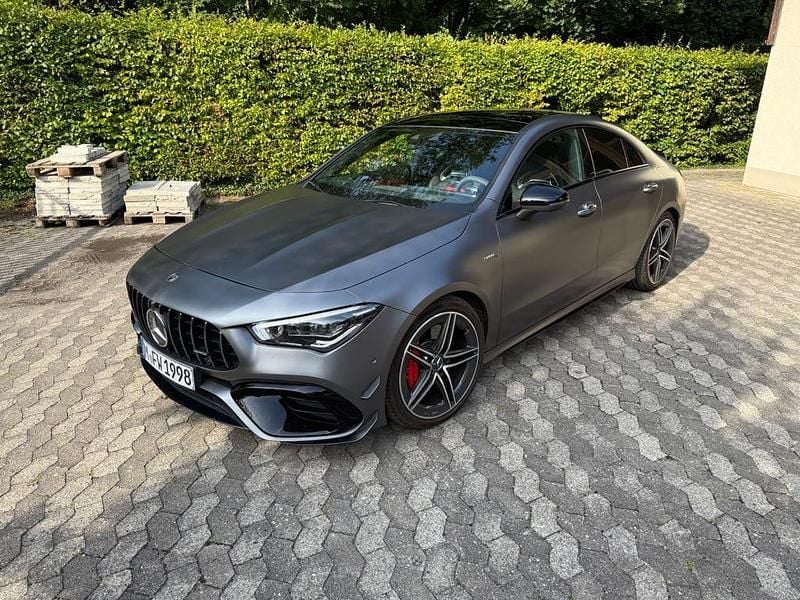 Grau Gebraucht 2020 Mercedes CLA45 AMG Limousine | 49.900 € - Bild 1/4