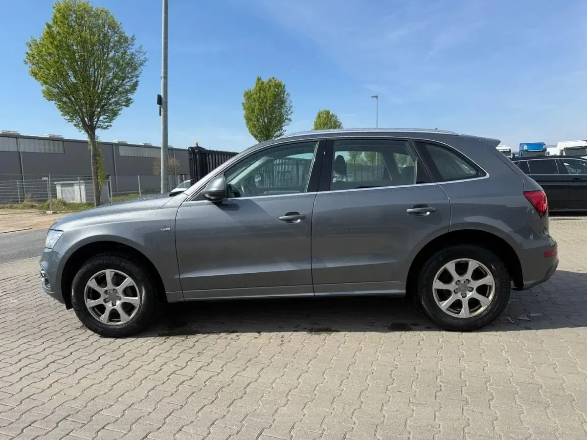 Używany Audi Q5 S-Line 177 KM (130 kW) 2014 Szary SUV