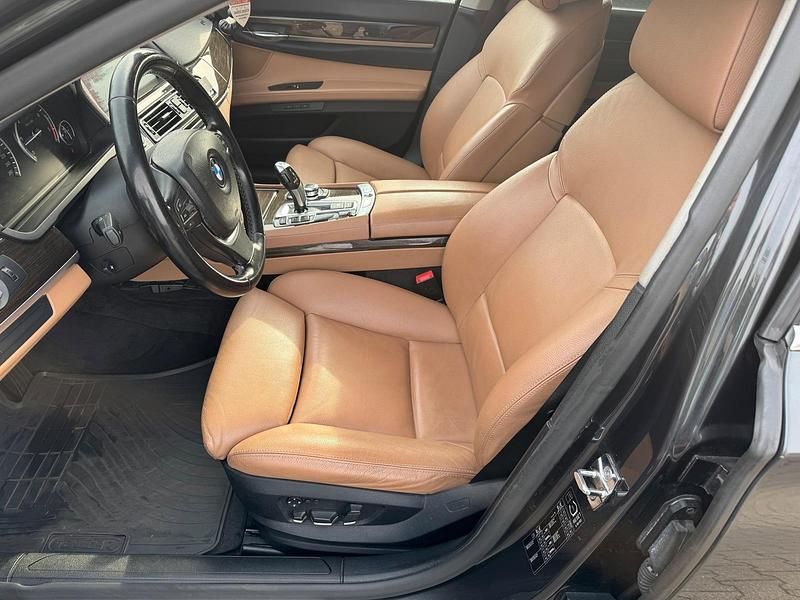 Gebraucht BMW 730 245 PS (180 kW) 2009 Schwarz Limousine