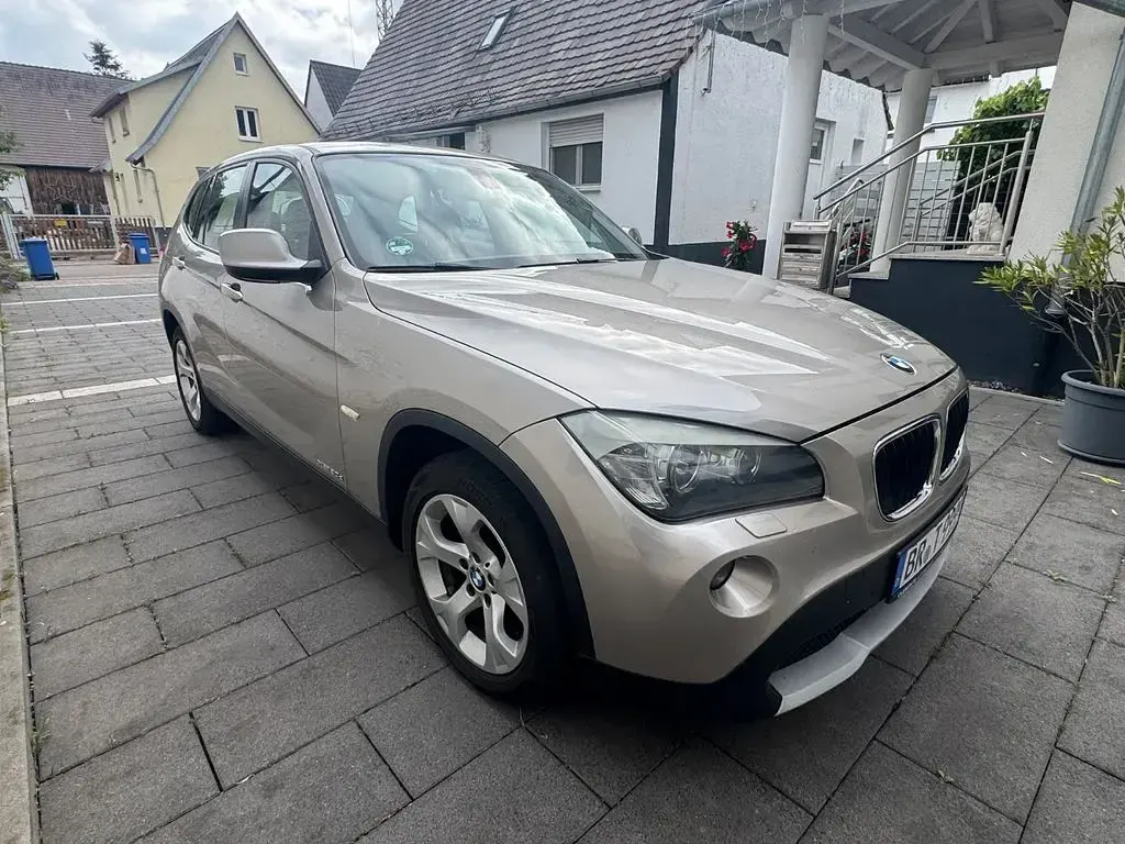Używany BMW X1 204 KM (150 kW) 2009 Beżowy SUV