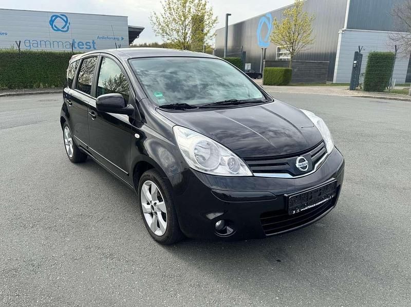 Second-hand Nissan Note 110 CP (80 kW) 2009 Negru Hatchback