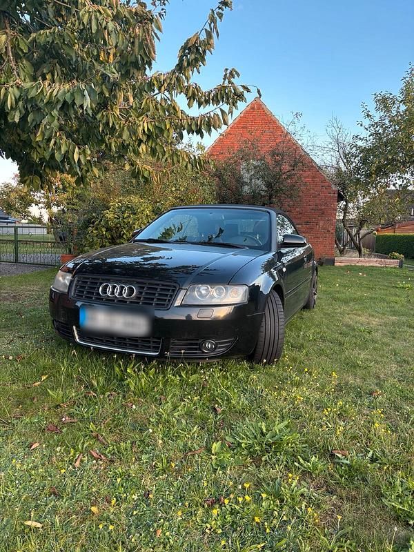 Gebraucht 2005 Audi A4 Cabriolet S-Line Cabrio | 6.599 € (Etwas zu teuer) - Bild 1/4
