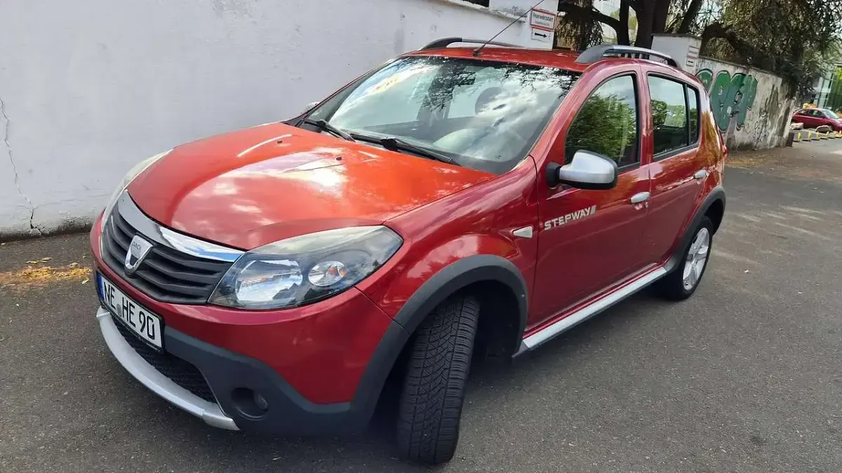 Gebraucht Dacia Sandero Stepway 87 PS (63 kW) 2011 Feuerrot Kleinwagen