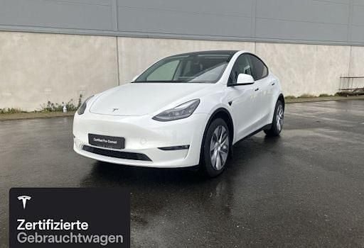 Gebraucht Tesla Model Y 273 kW (372 PS) 2023 Weiß SUV