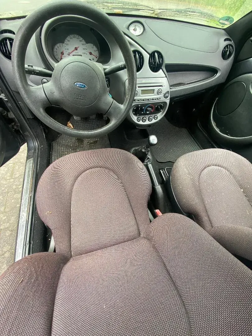 Używany Ford Ka 70 KM (51 kW) 2008 Szary Hatchback