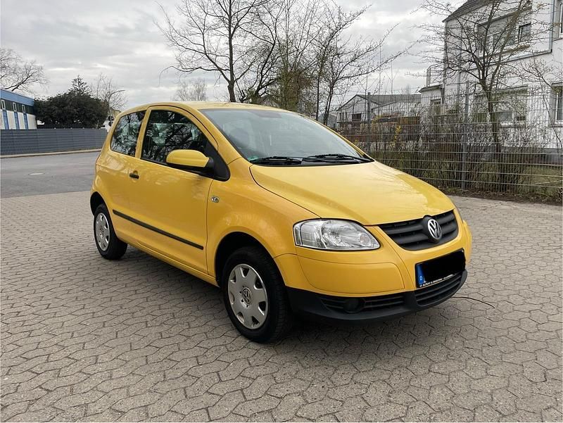 Usata VW Fox 54 CV (39 kW) 2006 Giallo Utilitaria