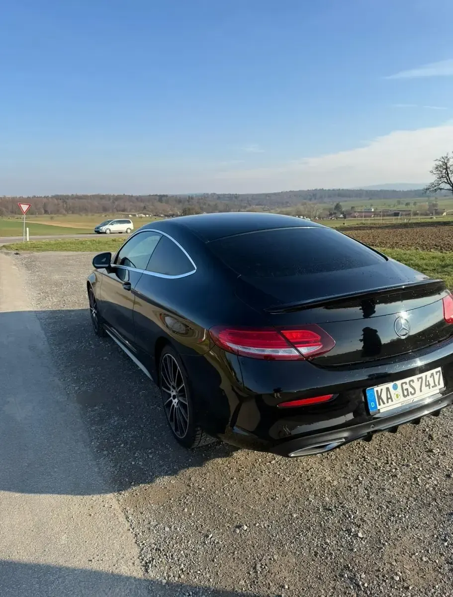 Gebraucht Mercedes C220 170 PS (125 kW) 2017 Schwarz Coupé