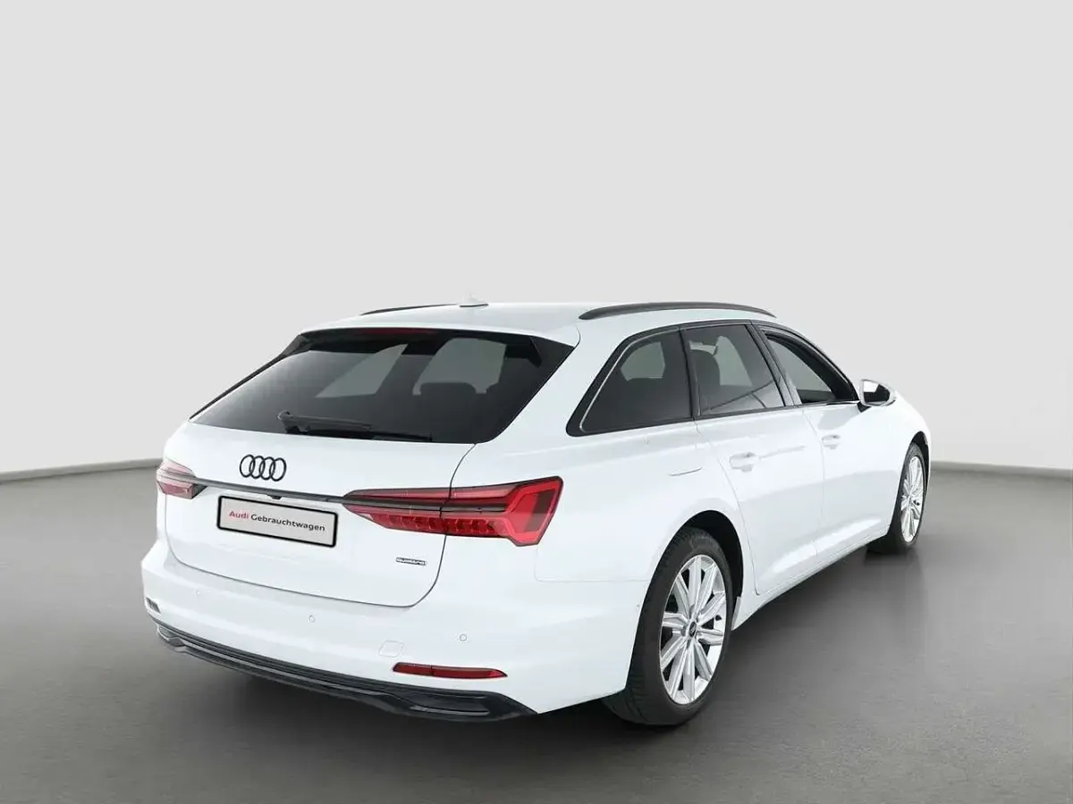 Gebraucht Audi A6 Advanced Plus 265 PS (194 kW) 2025 Gletscherweiß metallic Kombi