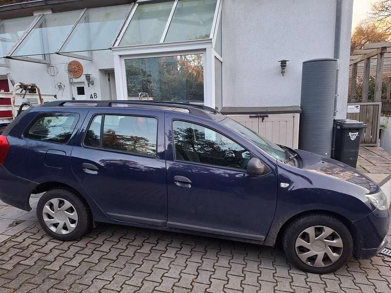 Blau Gebraucht 2018 Dacia Logan MCV Essentiel Kombi | 7.800 € (Fairer Preis) - Bild 1/4
