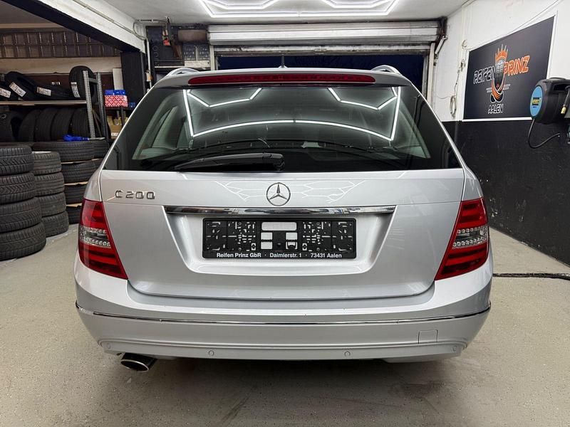 Gebraucht Mercedes C200 Avantgarde 184 PS (135 kW) 2011 Silber Kombi