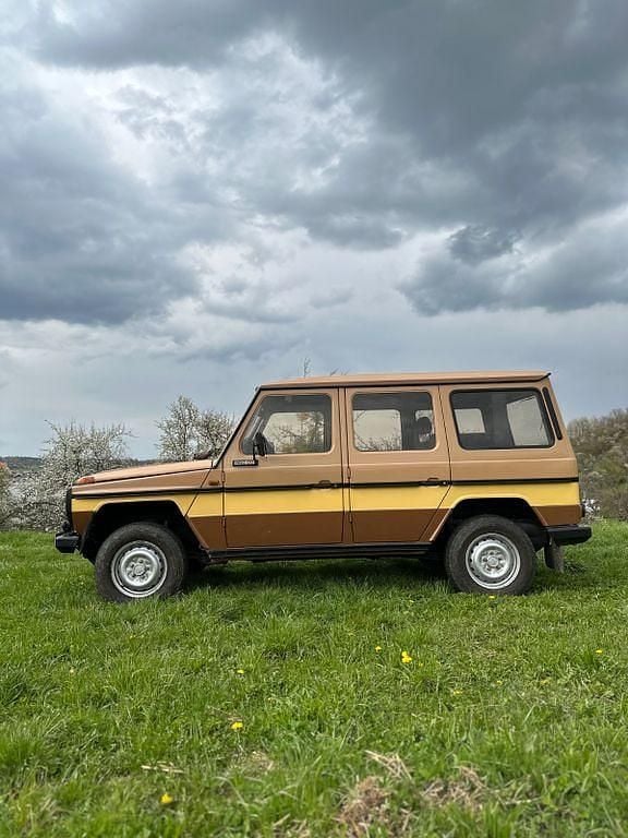 Gebraucht Mercedes G300 88 PS (64 kW) 1982 Beige SUV