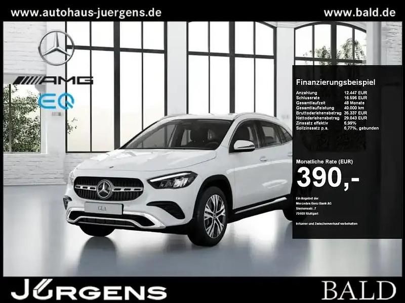 Gebraucht Mercedes GLA220 Progressive 190 PS (139 kW) 2025 Unilack polarweiß SUV