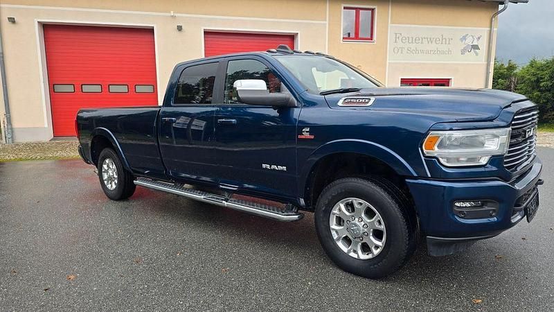 Gebraucht Dodge Ram 370 PS (272 kW) 2022 Blau Pickup