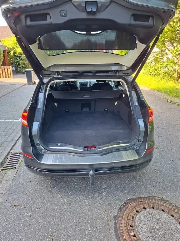 Gebraucht Ford Mondeo Titanium 188 PS (138 kW) 2019 Grau Limousine