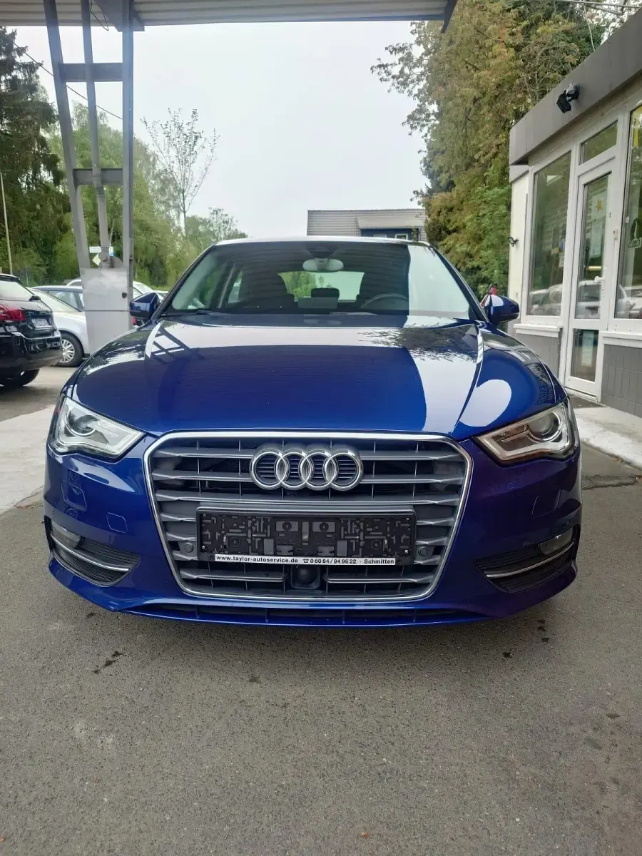 Gebraucht Audi A3 122 PS (89 kW) 2013 Blau Limousine