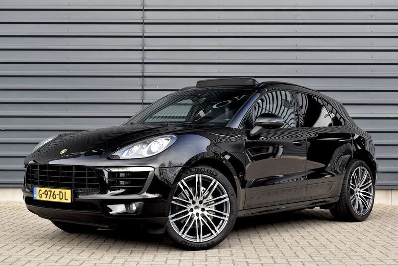 Schwarz Gebraucht 2015 Porsche Macan SUV | 36.900 € (Teuer) - Bild 1/4