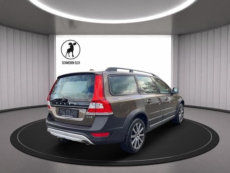 Gebraucht Volvo XC70 Linje Svart 181 PS (133 kW) 2016 Braun Kombi