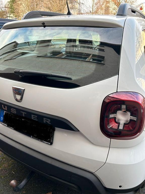 Gebraucht Dacia Duster Acces 114 PS (83 kW) 2018 Weiß SUV