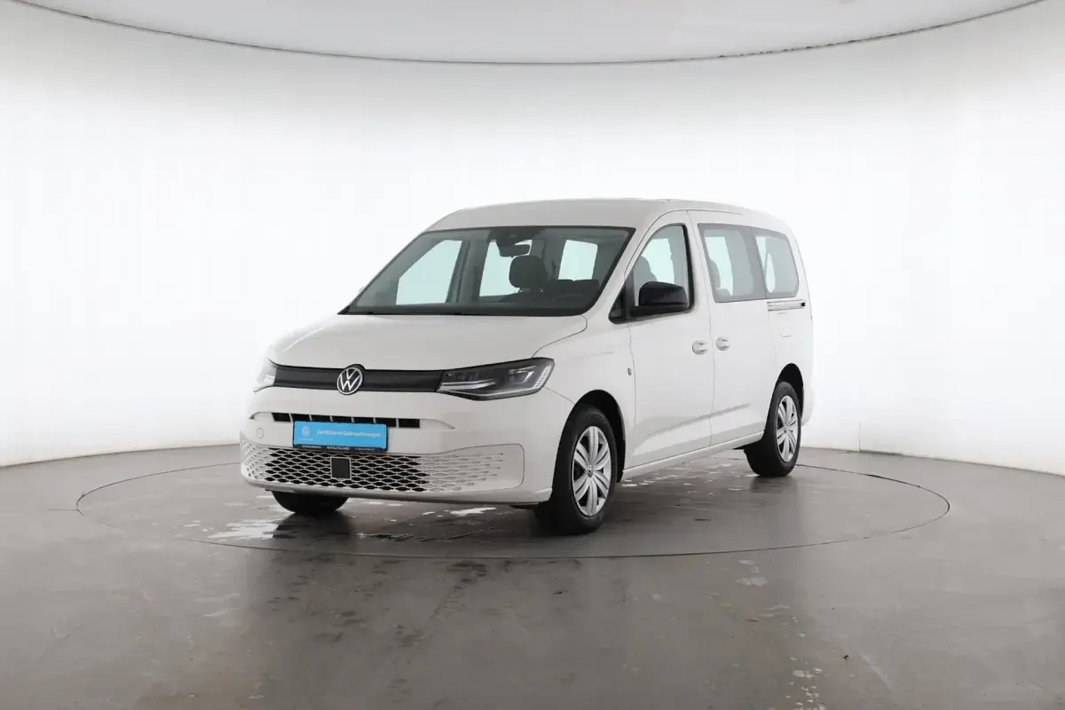 Gebraucht VW Caddy Basis 122 PS (89 kW) 2022 Weiß Van / Kleinbus