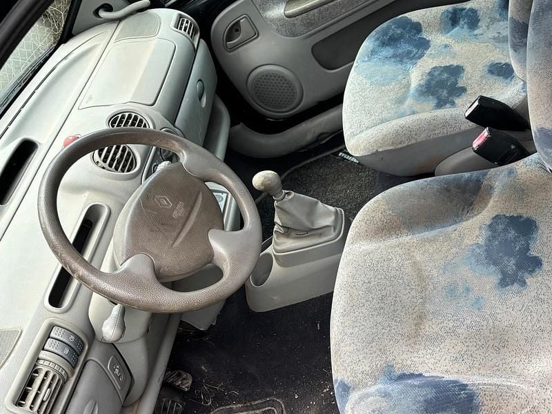 Gebraucht Renault Twingo 2002 Schwarz Kleinwagen