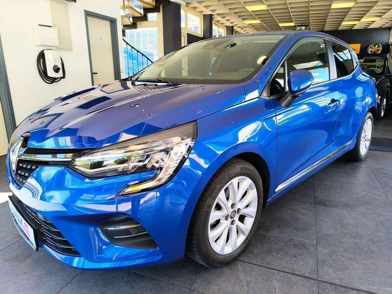 Stahlblau Gebraucht 2020 Renault Clio V Kleinwagen | 14.490 € (Etwas zu teuer) - Bild 1/4