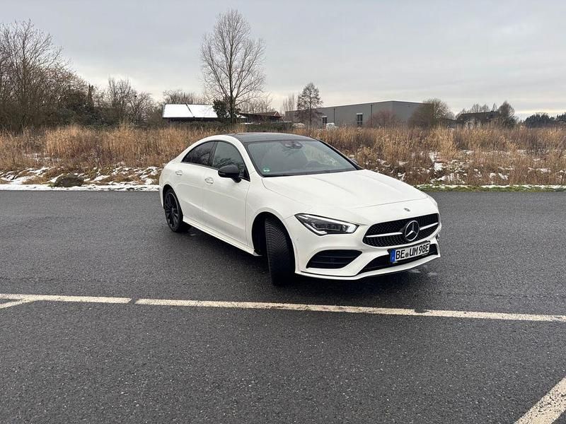 Gebraucht Mercedes CLA250e AMG line 160 PS (117 kW) 2022 Weiß Limousine