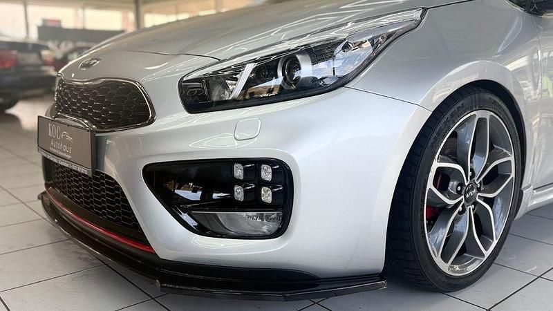 Gebraucht Kia Ceed GT-Track 204 PS (150 kW) 2016 Silber Kleinwagen