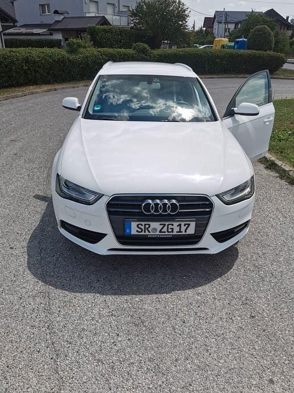 Weiß Gebraucht 2012 Audi A4 Ambition Kombi | 7.100 € (Guter Preis) - Bild 1/4