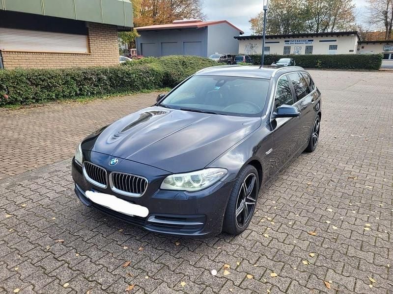 Gebraucht BMW 525 218 PS (160 kW) 2015 Grau Kombi