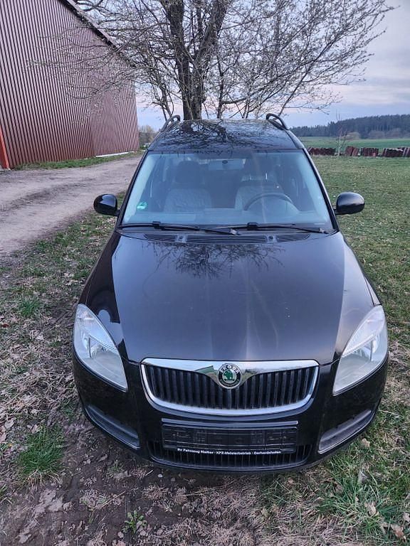 Gebraucht Skoda Roomster Comfort 105 PS (77 kW) 2009 Schwarz Van / Kleinbus