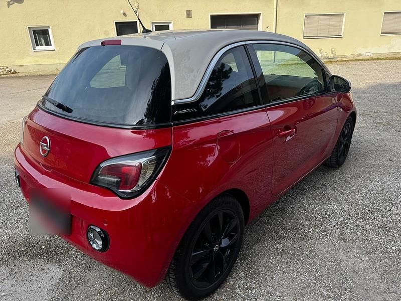 Gebraucht Opel Adam 69 PS (50 kW) 2014 Rot Kleinwagen
