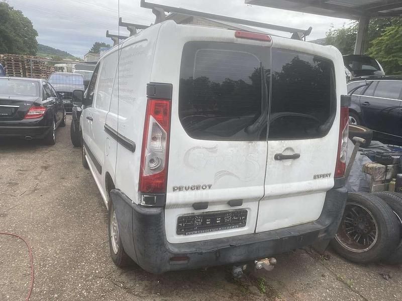 Gebraucht Peugeot Expert 90 PS (66 kW) 2012 Blanc banquise Van