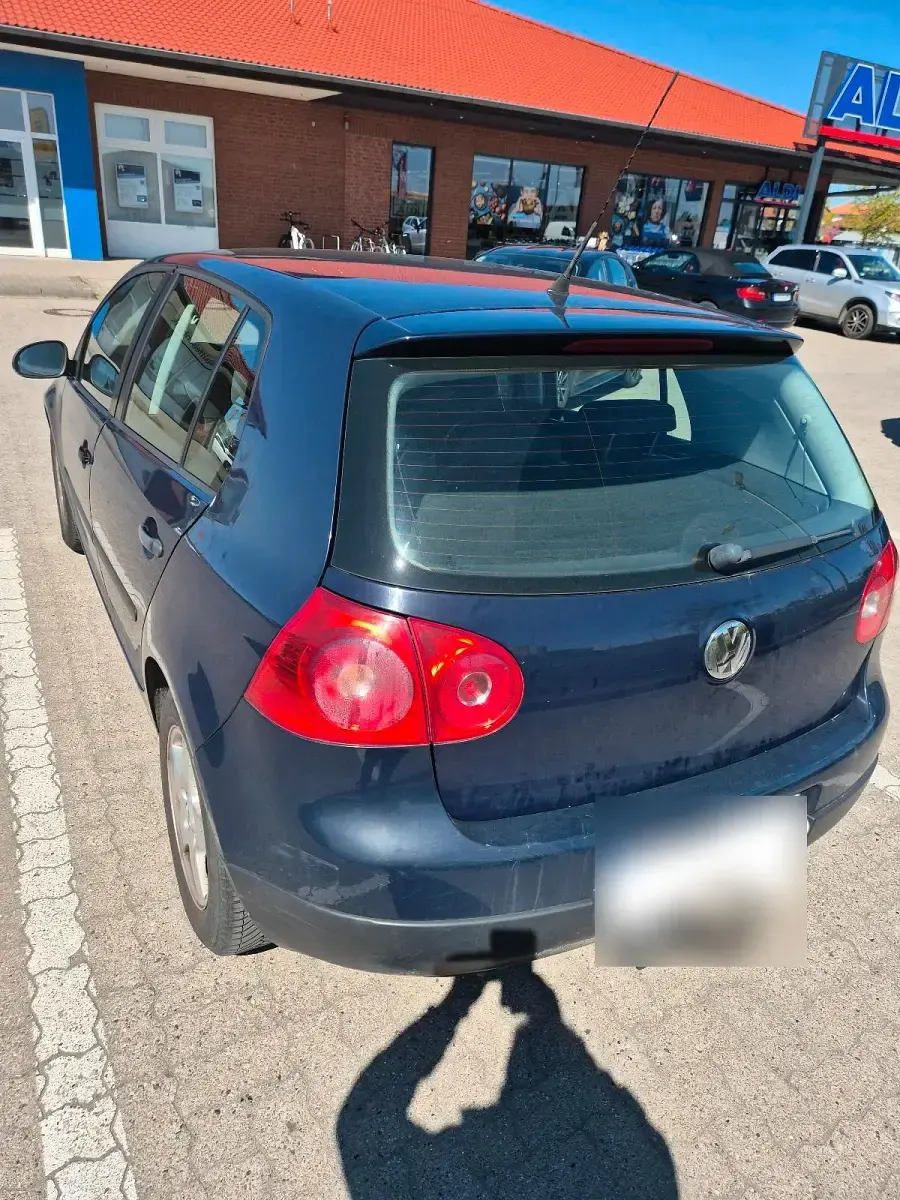 Gebraucht VW Golf V 75 PS (55 kW) 2006 Blau Kleinwagen